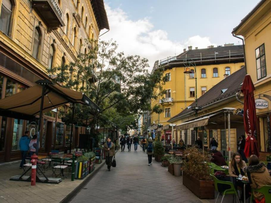 Апартаменти Ground Floor Cozy *